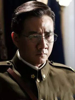 潛伏在黎明之前劇情介紹_劇情家