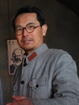 淬火成鋼劇情介紹_劇情家