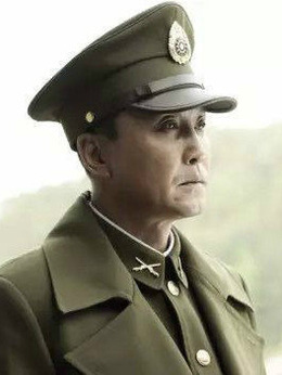 潛伏在黎明之前劇情介紹_劇情家