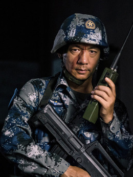 空降利刃劇情介紹_劇情家