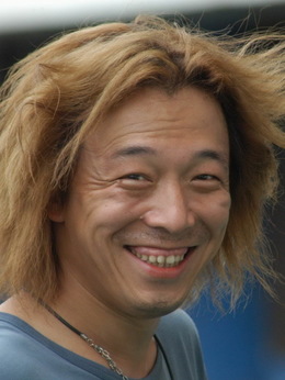 瘋狂的賽車劇情介紹_劇情家