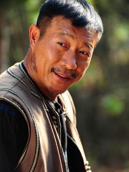 公仆劇情介紹_劇情家