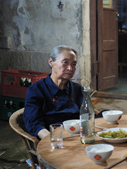 左手親情右手愛劇情介紹_劇情家