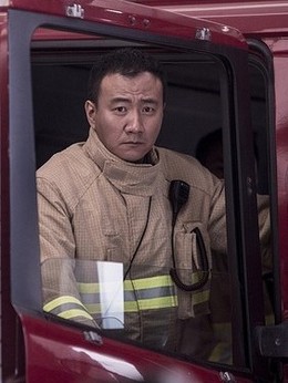 救火英雄劇情介紹_劇情家