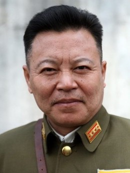 孤軍英雄劇情介紹_劇情家