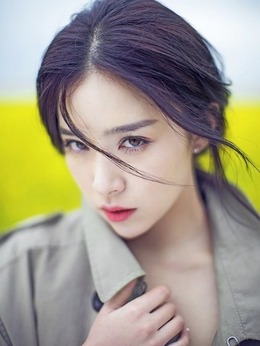 女王劇情介紹_劇情家