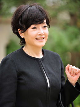 高舉愛情劇情介紹_劇情家