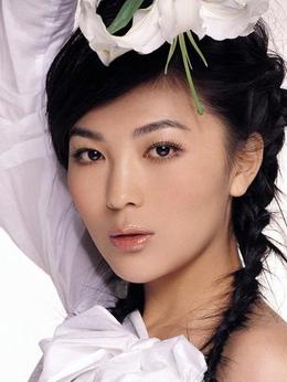 屋內有人劇情介紹_劇情家