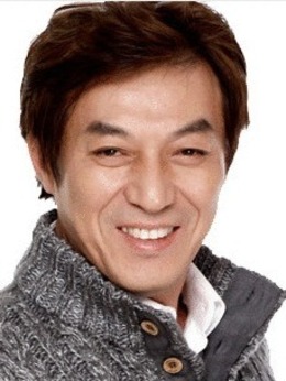 鋼鐵人劇情介紹_劇情家