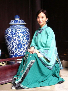 青花劇情介紹_劇情家